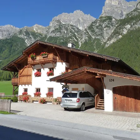 Conny's Apartamento Gschnitz