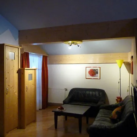 Conny's Apartamento Gschnitz