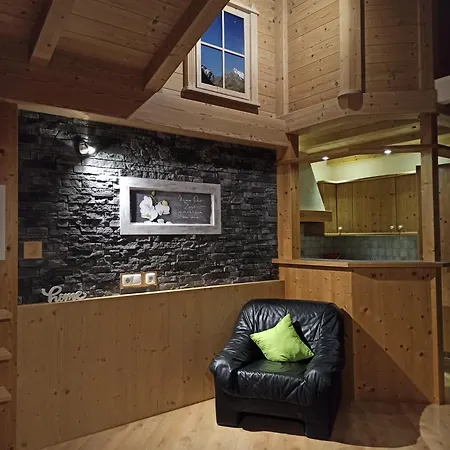 Διαμέρισμα Conny's